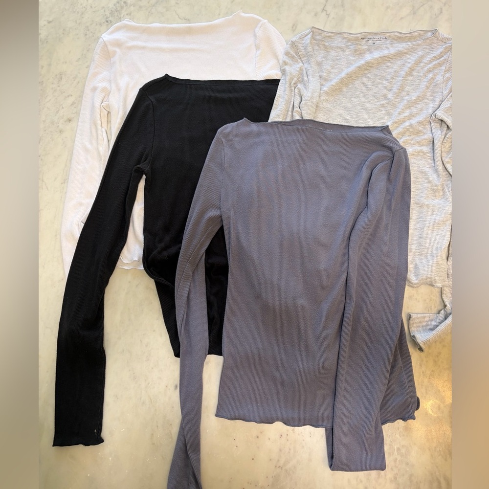 Abercrombie and fitch long sleeve bundle (5)